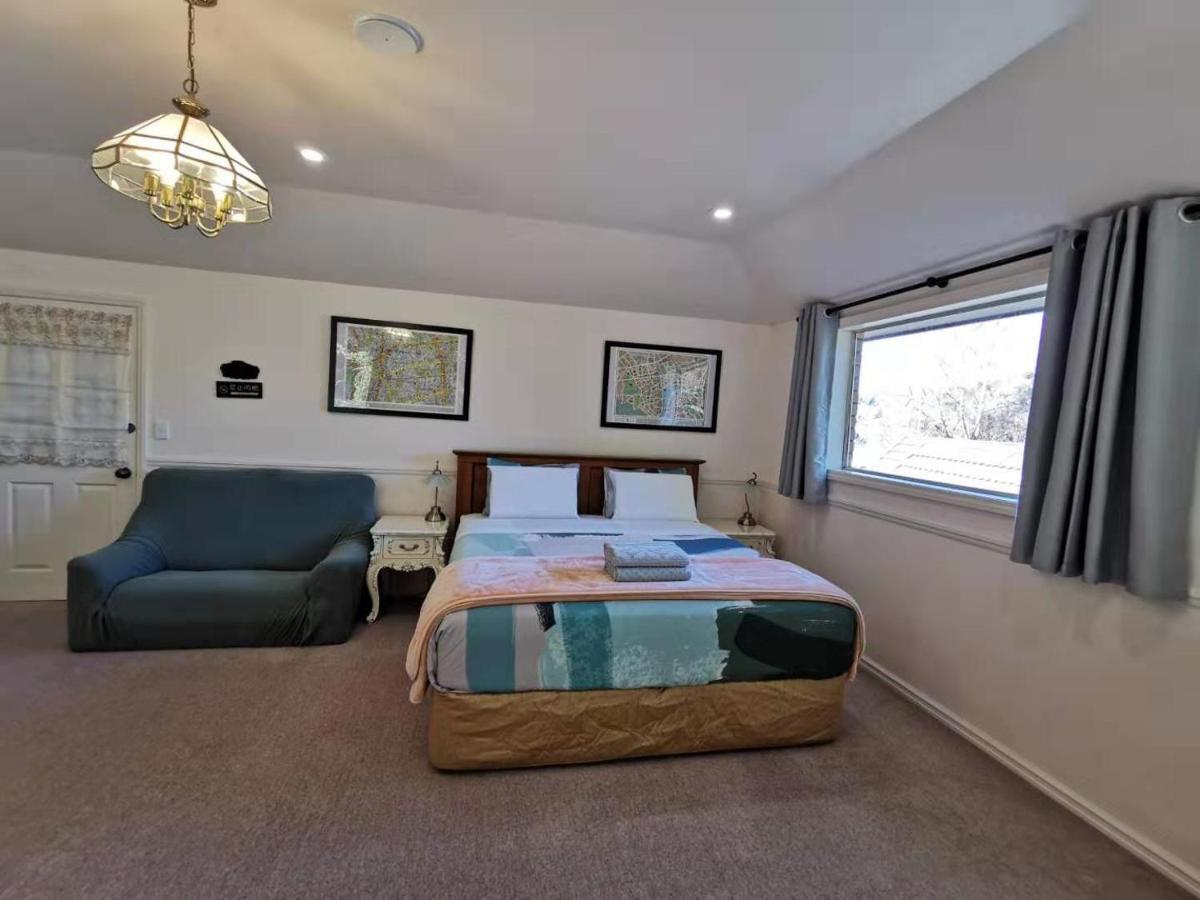 Large Private Room In Modern Stylish House Dunedin Exteriör bild