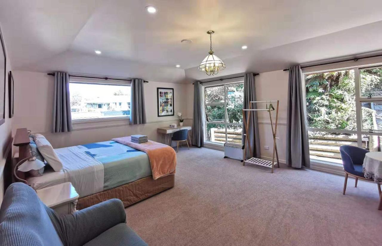 Large Private Room In Modern Stylish House Dunedin Exteriör bild